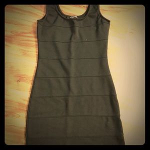 Black form fitting forever 21 dress